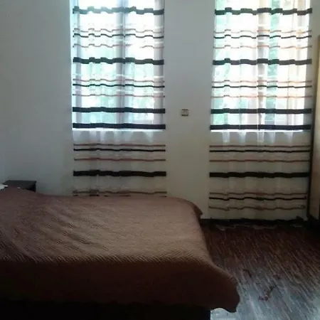 Casa de hóspedes Стаи В Центъра На Варна *