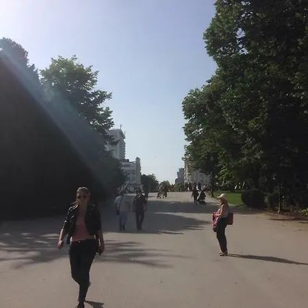 Стаи В Центъра На Варна 게스트하우스